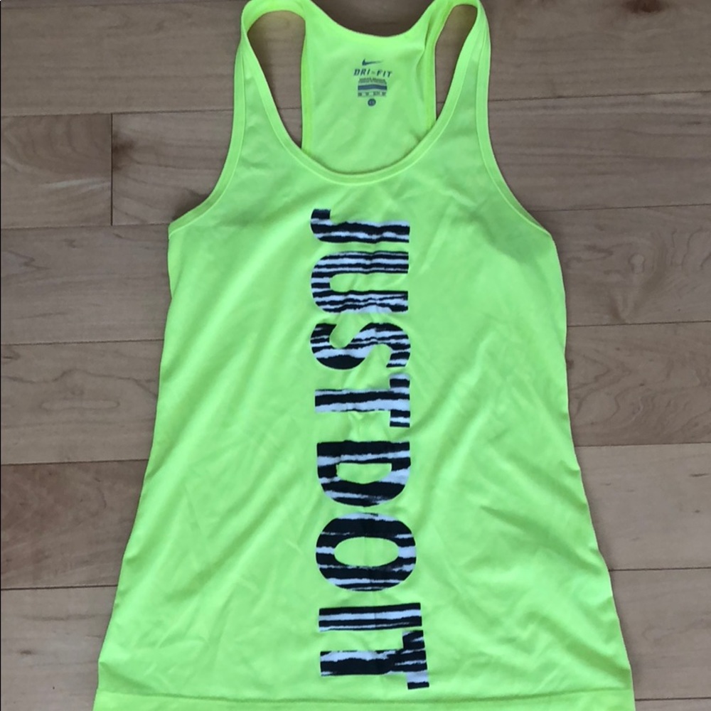 Nike tank